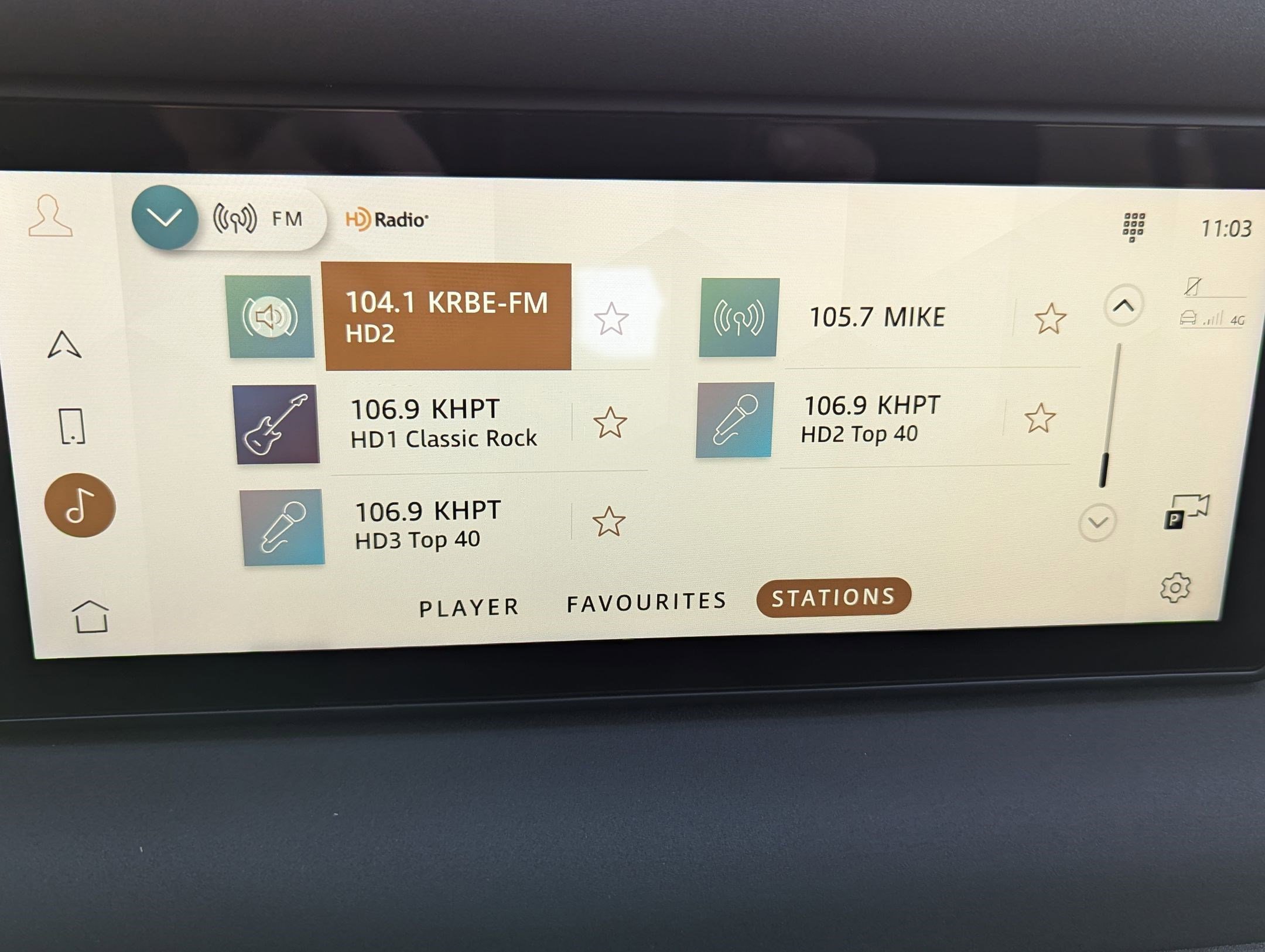 Used 2023 Land Rover Defender 110 image 24