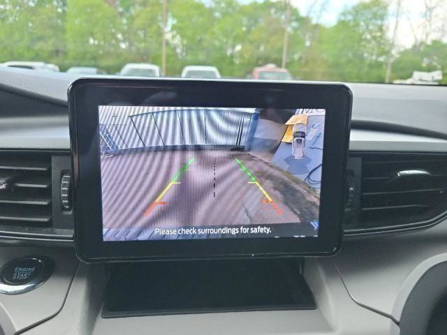 Used 2023 Ford Explorer XLT w/ Class IV Trailer Tow Package image 17