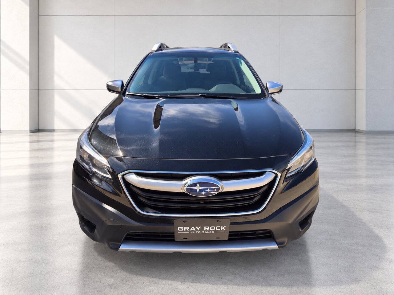 Used 2020 Subaru Outback Touring w/ Popular Package #2 AWD/4WD image 3
