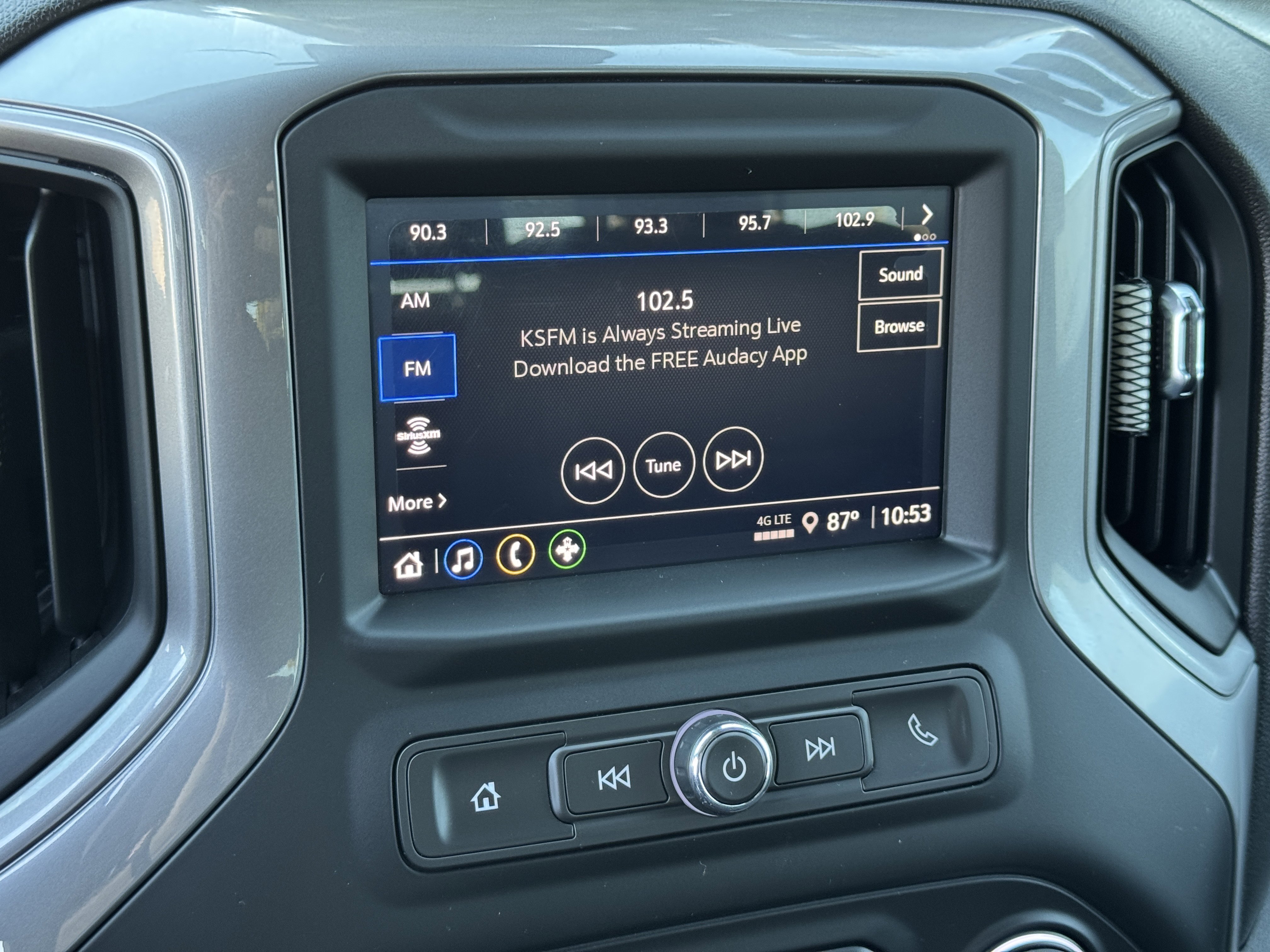 Certified 2022 Chevrolet Silverado 1500 Custom image 25