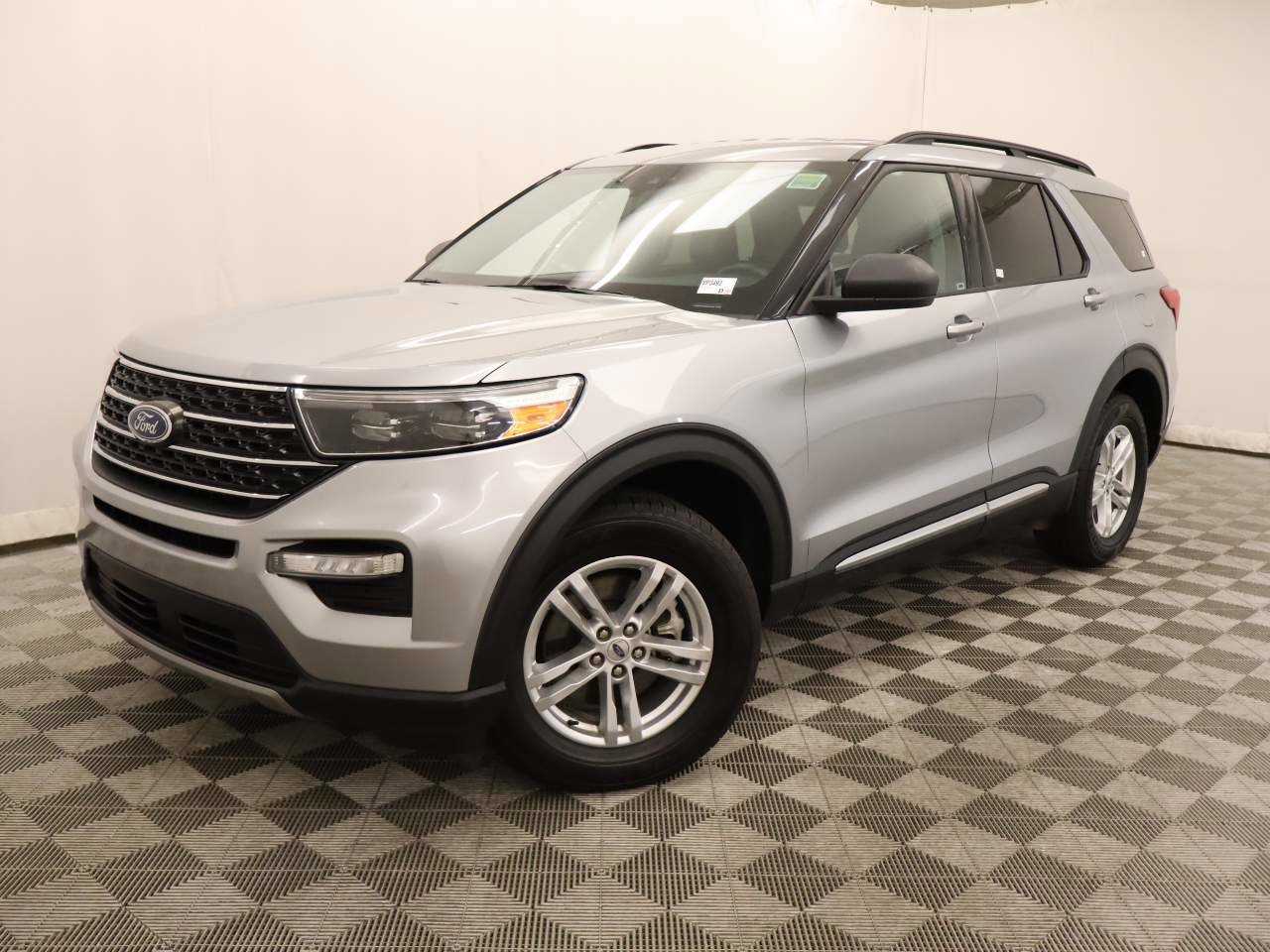 Used 2023 Ford Explorer XLT w/ Equipment Group 202A