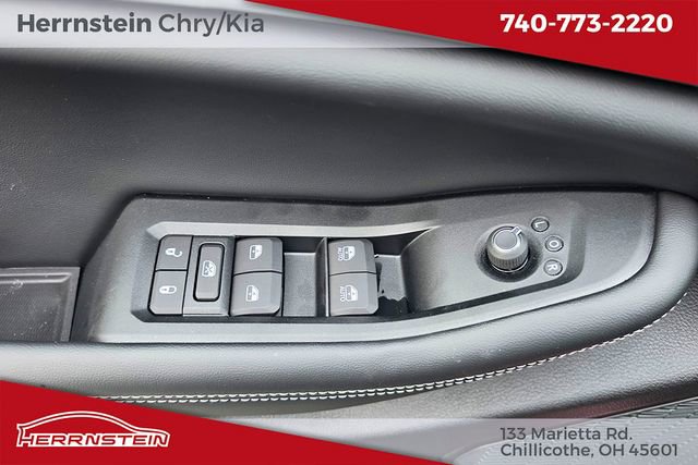 New 2026 Jeep Grand Cherokee Laredo image 15