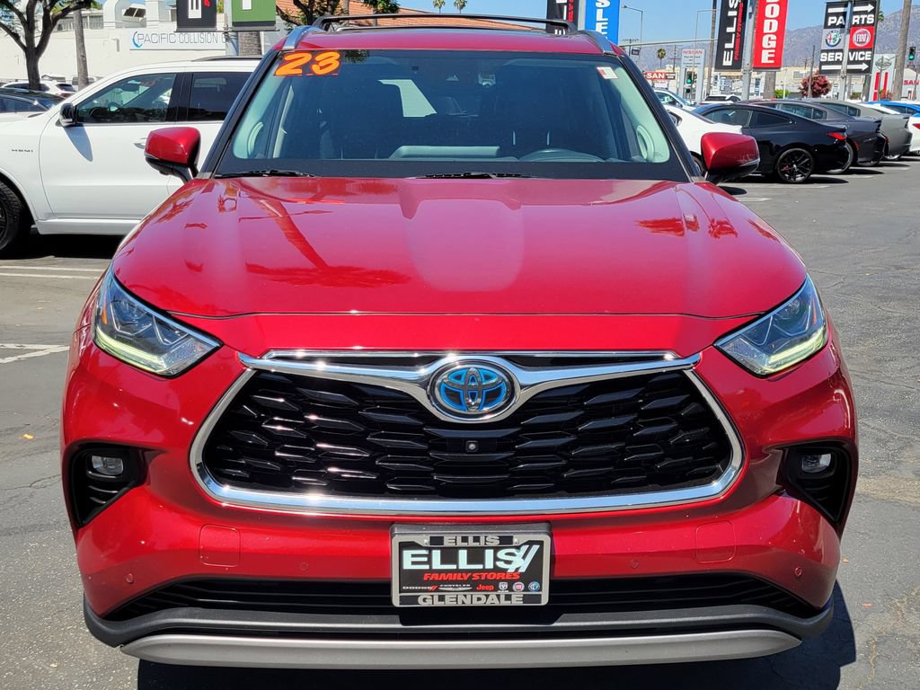 Used 2023 Toyota Highlander Platinum FWD image 33