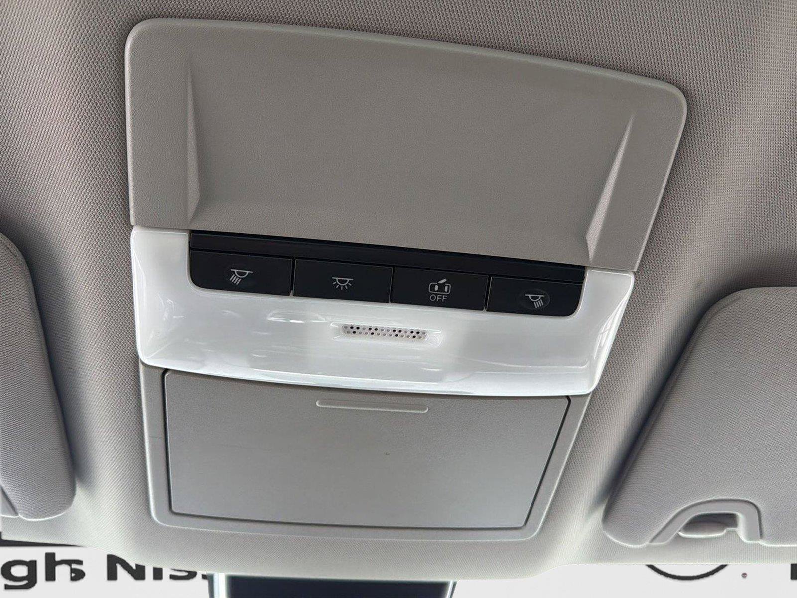 Used 2024 Nissan Altima 2.5 SV AWD/4WD image 21