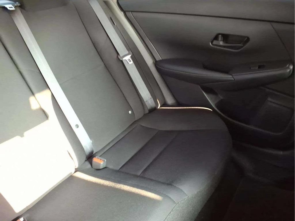 Certified 2024 Nissan Sentra S FWD image 18