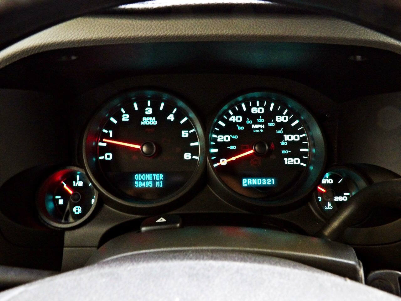 Used 2010 Chevrolet Silverado 1500 W/T RWD image 11