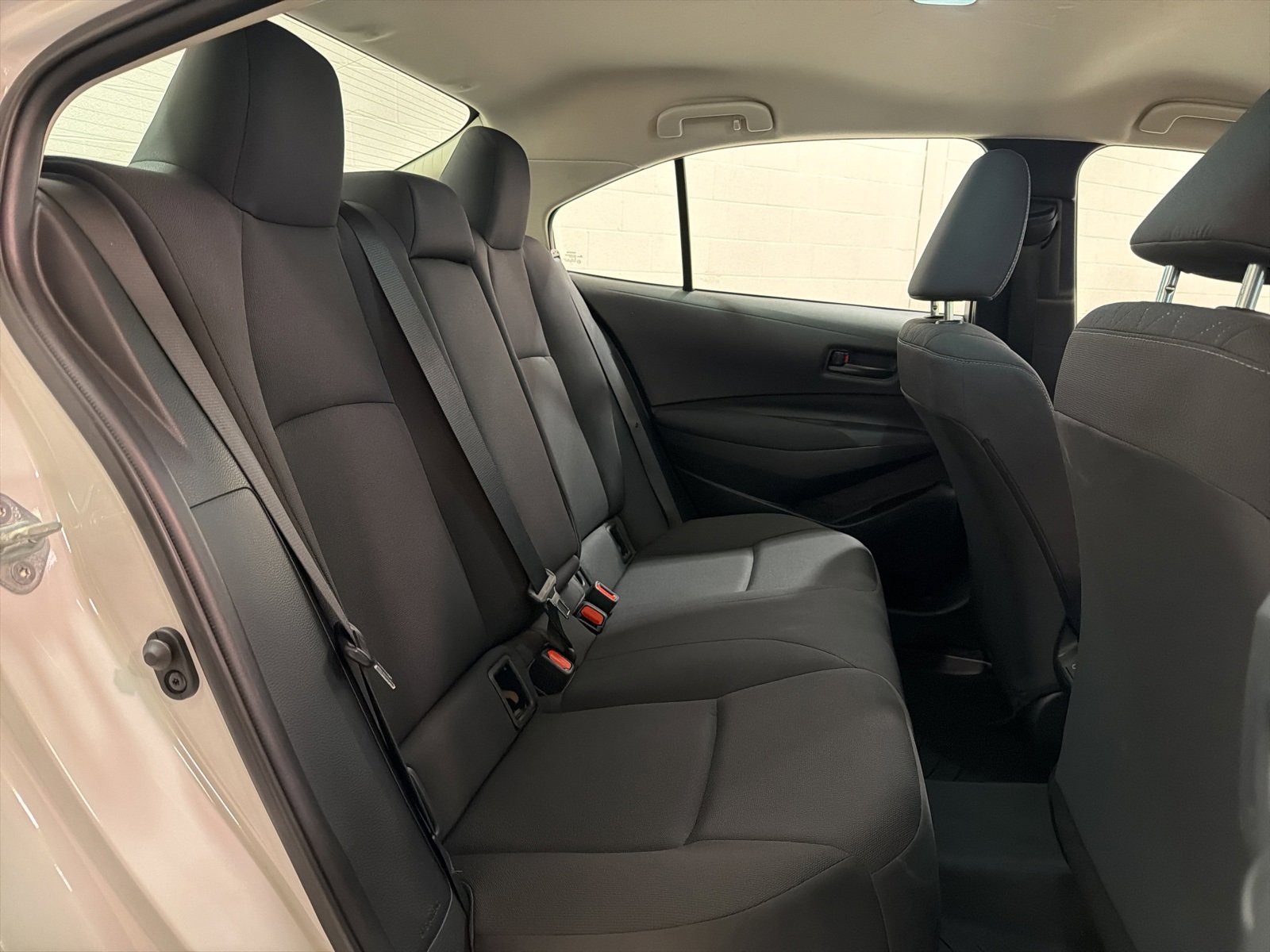 Used 2023 Toyota Corolla LE image 21