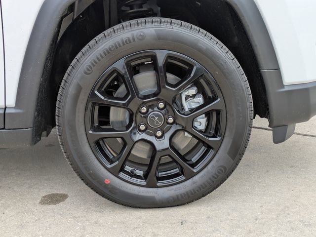 New 2026 Jeep Compass Latitude AWD/4WD image 11