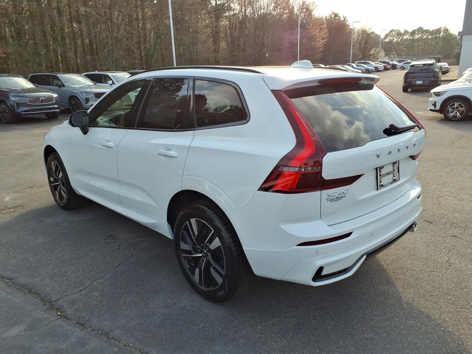 New 2026 Volvo XC60 B5 Core w/ Climate Package AWD/4WD image 7