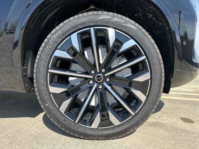 New 2026 Volvo XC90 B6 Ultra w/ Lounge Package image 9