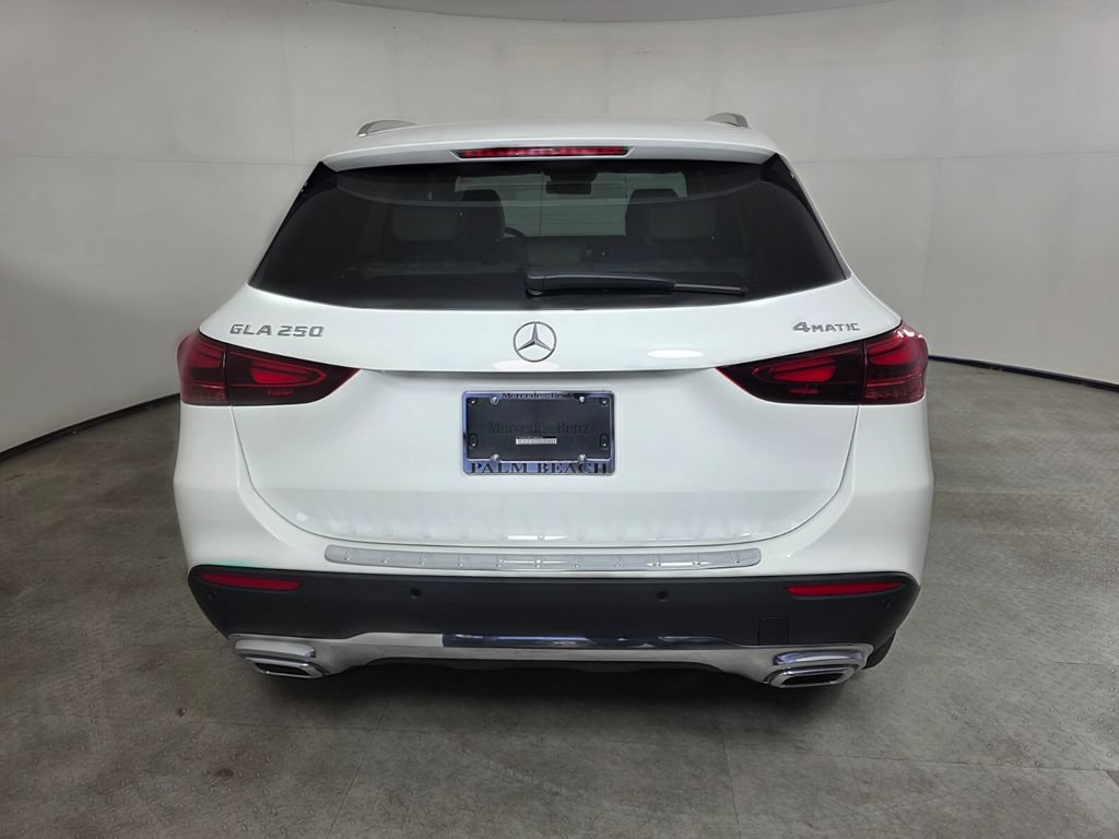 New 2026 Mercedes-Benz GLA 250 4MATIC image 5