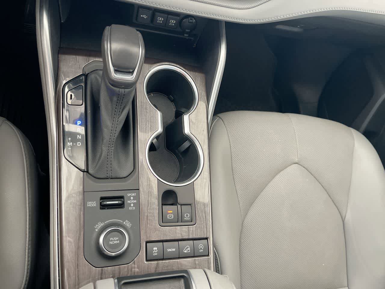 Used 2021 Toyota Highlander Platinum AWD/4WD image 20