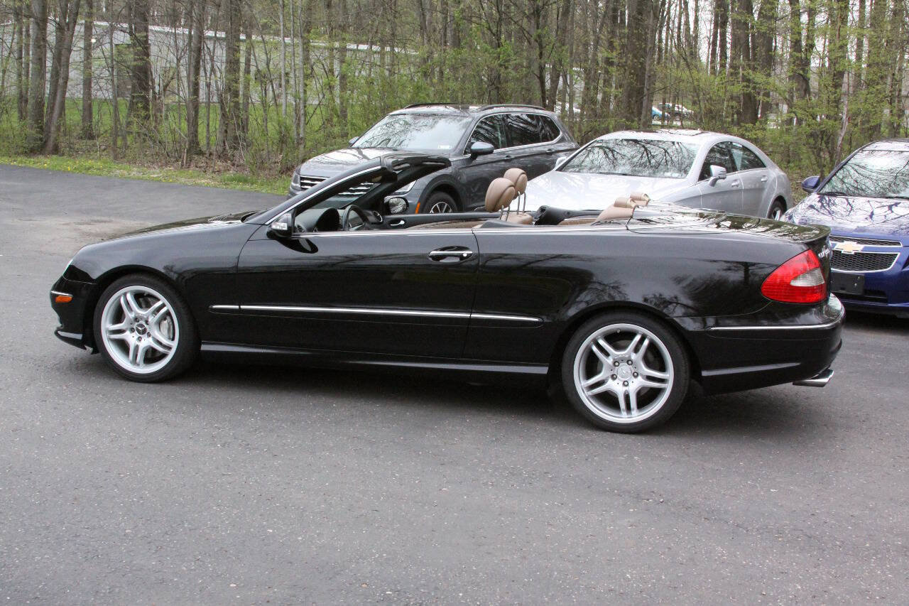 Used 2008 Mercedes-Benz CLK 550 Cabriolet image 4