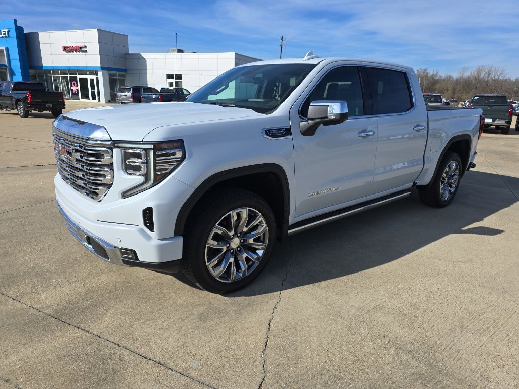 New 2026 GMC Sierra 1500 Denali w/ Denali Reserve Package AWD/4WD image 9