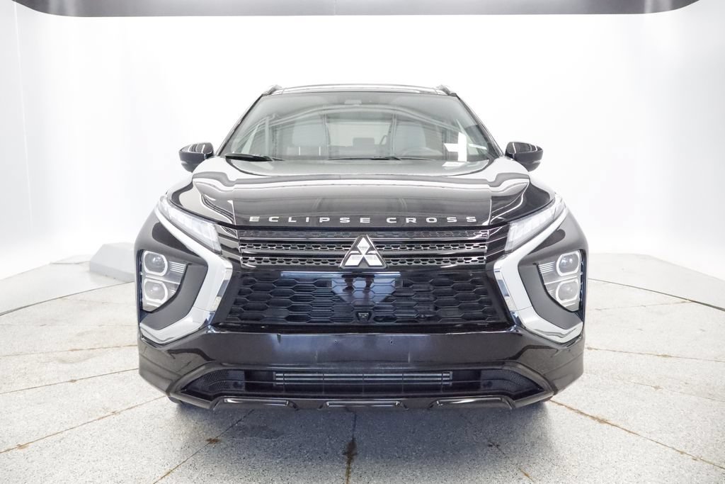 Used 2022 Mitsubishi Eclipse Cross SEL AWD/4WD image 2