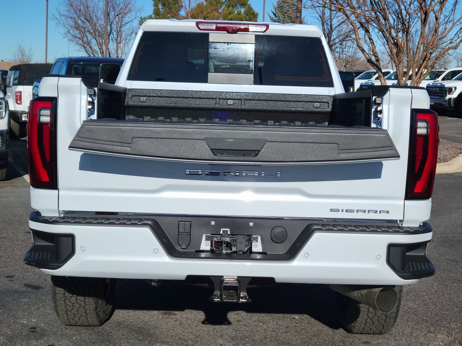 New 2026 GMC Sierra 3500 Denali w/ Denali Reserve Package image 10