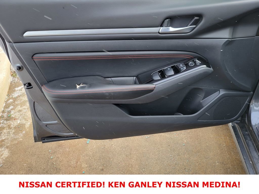 Certified 2023 Nissan Altima 2.5 SR image 36