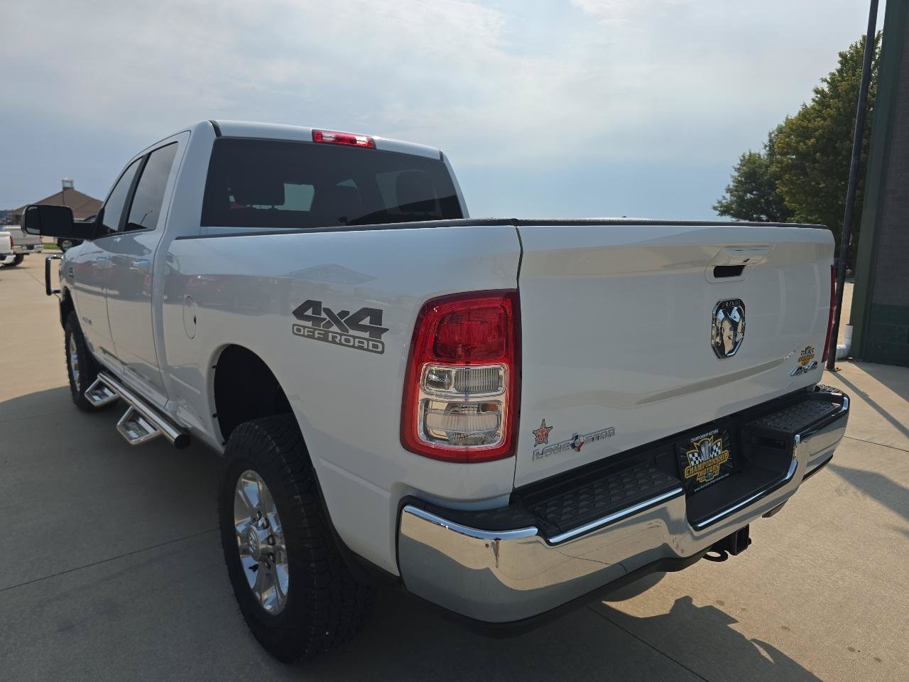 Used 2022 RAM 2500 Lone Star w/ Level A Equipment Group AWD/4WD image 3