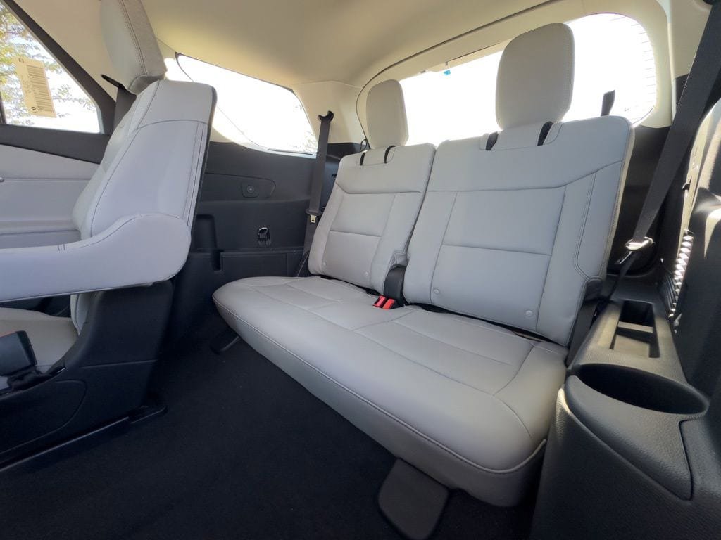 New 2026 Ford Explorer Active w/ Active Comfort Package image 70