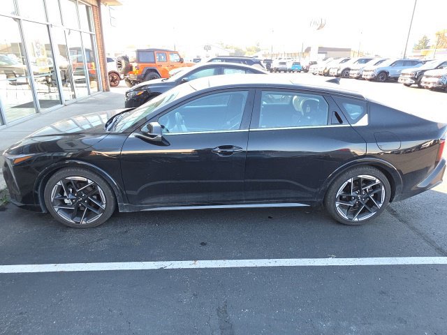 Used 2025 Kia K4 GT-Line w/ GT-Line Sunroof Package FWD image 3