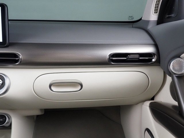 Used 2024 Genesis GV60 Advanced image 50