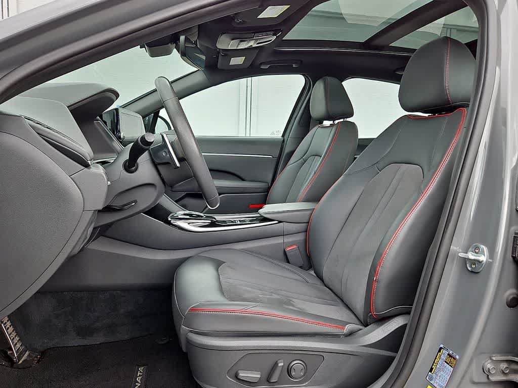 Used 2022 Hyundai Sonata SEL Plus w/ Preferred Accessory Package FWD image 12