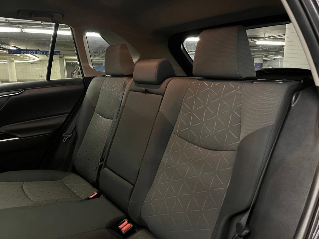Used 2020 Toyota RAV4 XLE w/ Convenience Package AWD/4WD image 21