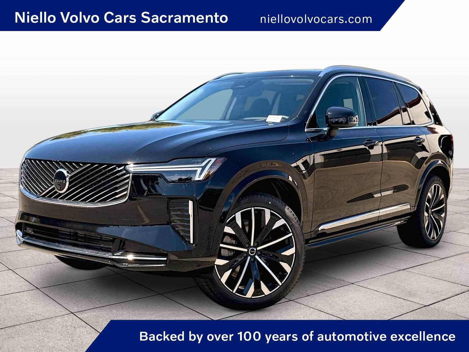 New 2026 Volvo XC90 T8 Ultra w/ Protection Package