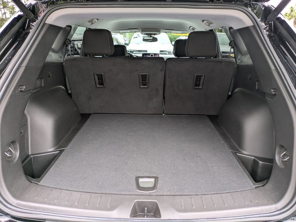 Used 2024 Chevrolet Blazer LT w/ Convenience Package FWD image 13