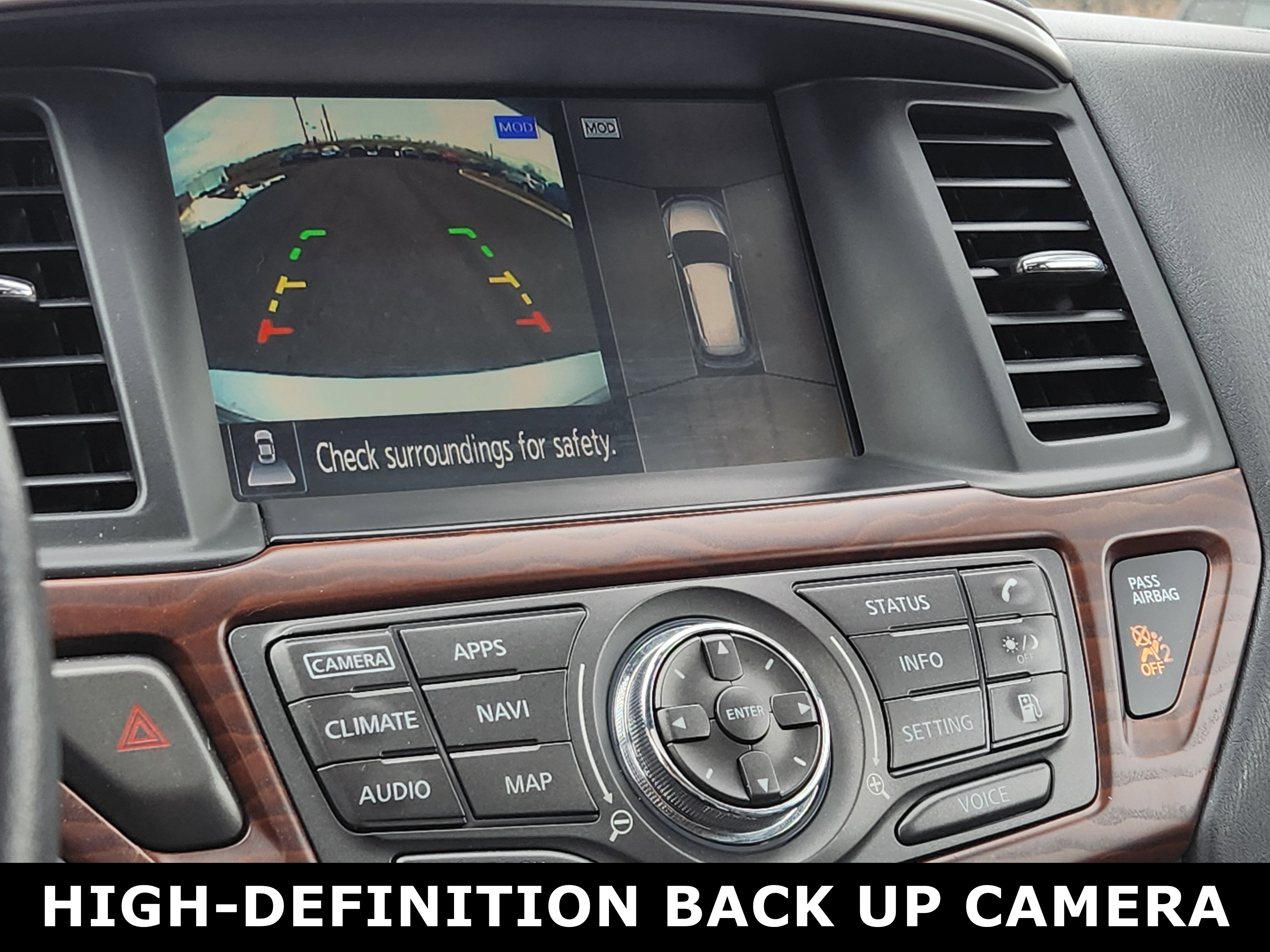 Used 2020 Nissan Pathfinder Platinum image 5