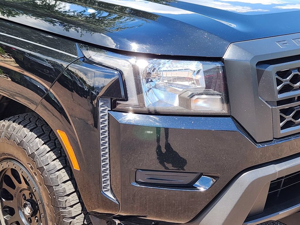 Used 2022 Nissan Frontier S w/ Technology Package RWD image 27