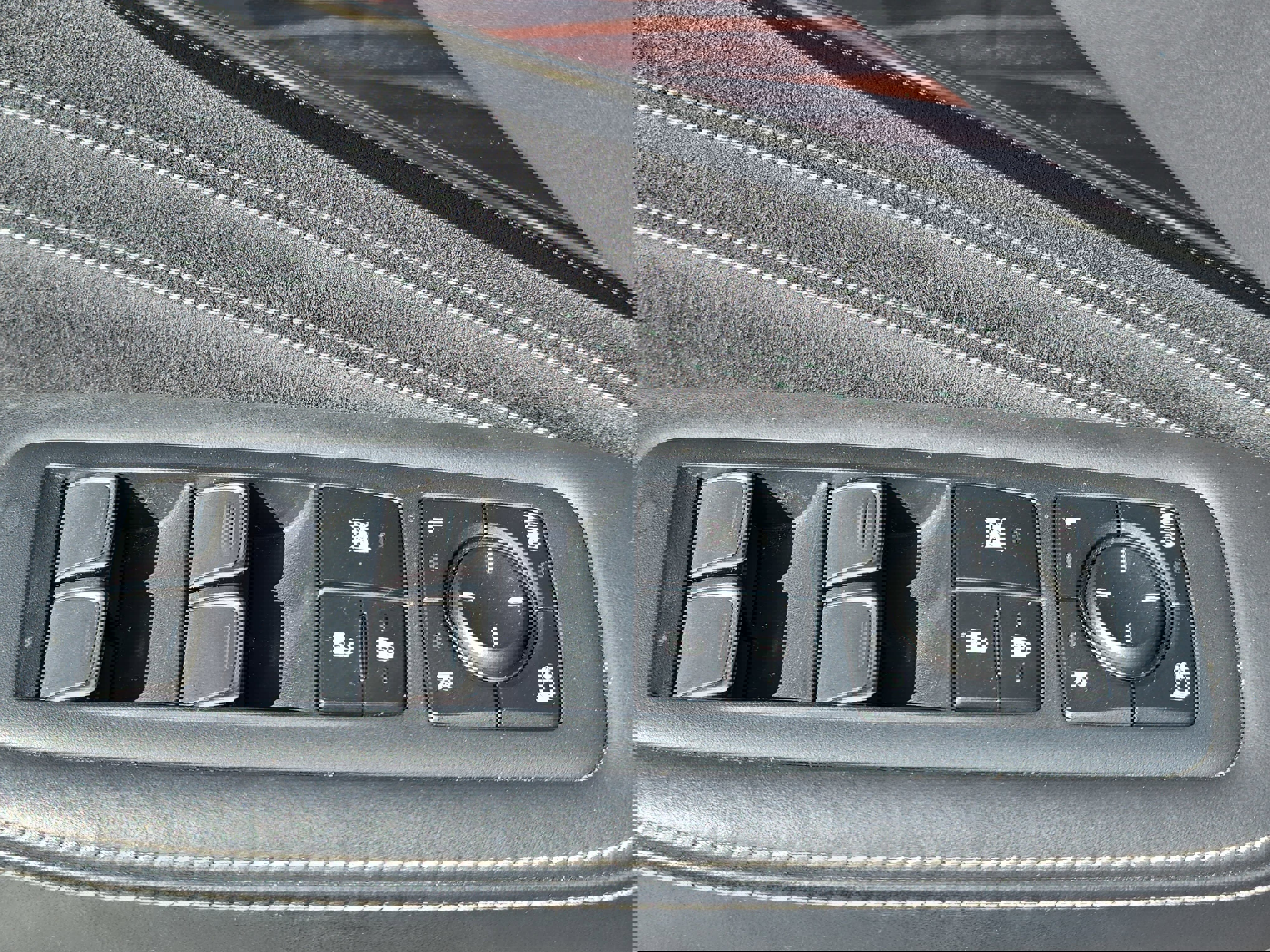 Used 2022 Lexus LS 500 w/ Interior Upgrade Package image 28