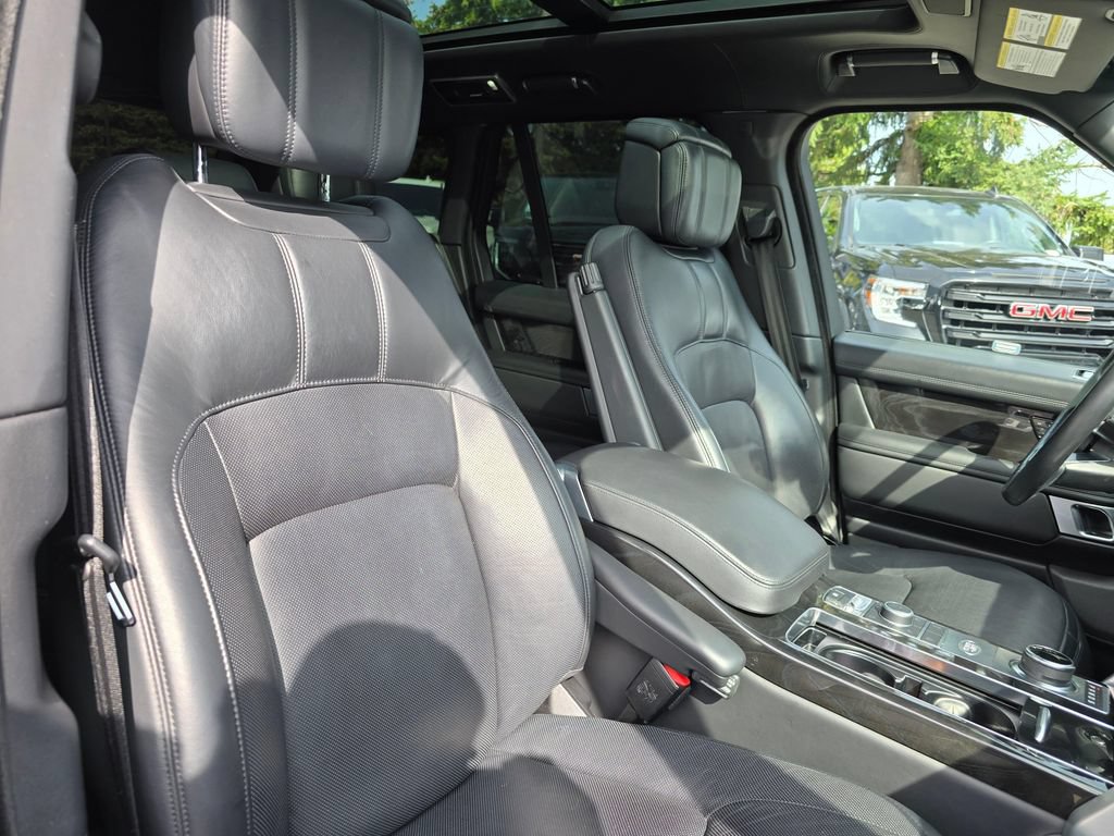Used 2020 Land Rover Range Rover Autobiography AWD/4WD image 11
