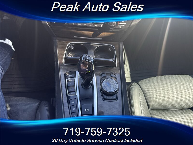 Used 2015 BMW 750i xDrive AWD/4WD image 25