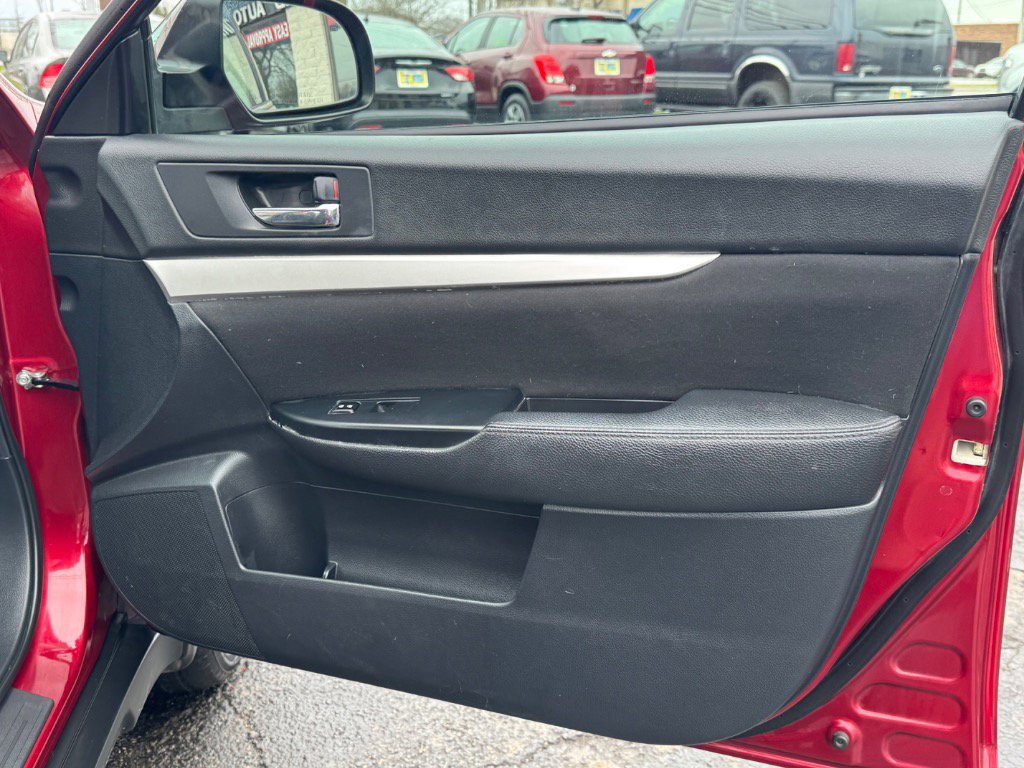 Used 2012 Subaru Outback 2.5i w/ Alloy Wheel Pkg image 19