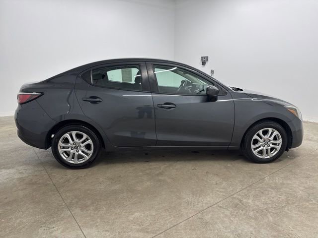 Used 2018 Toyota Yaris iA FWD image 4