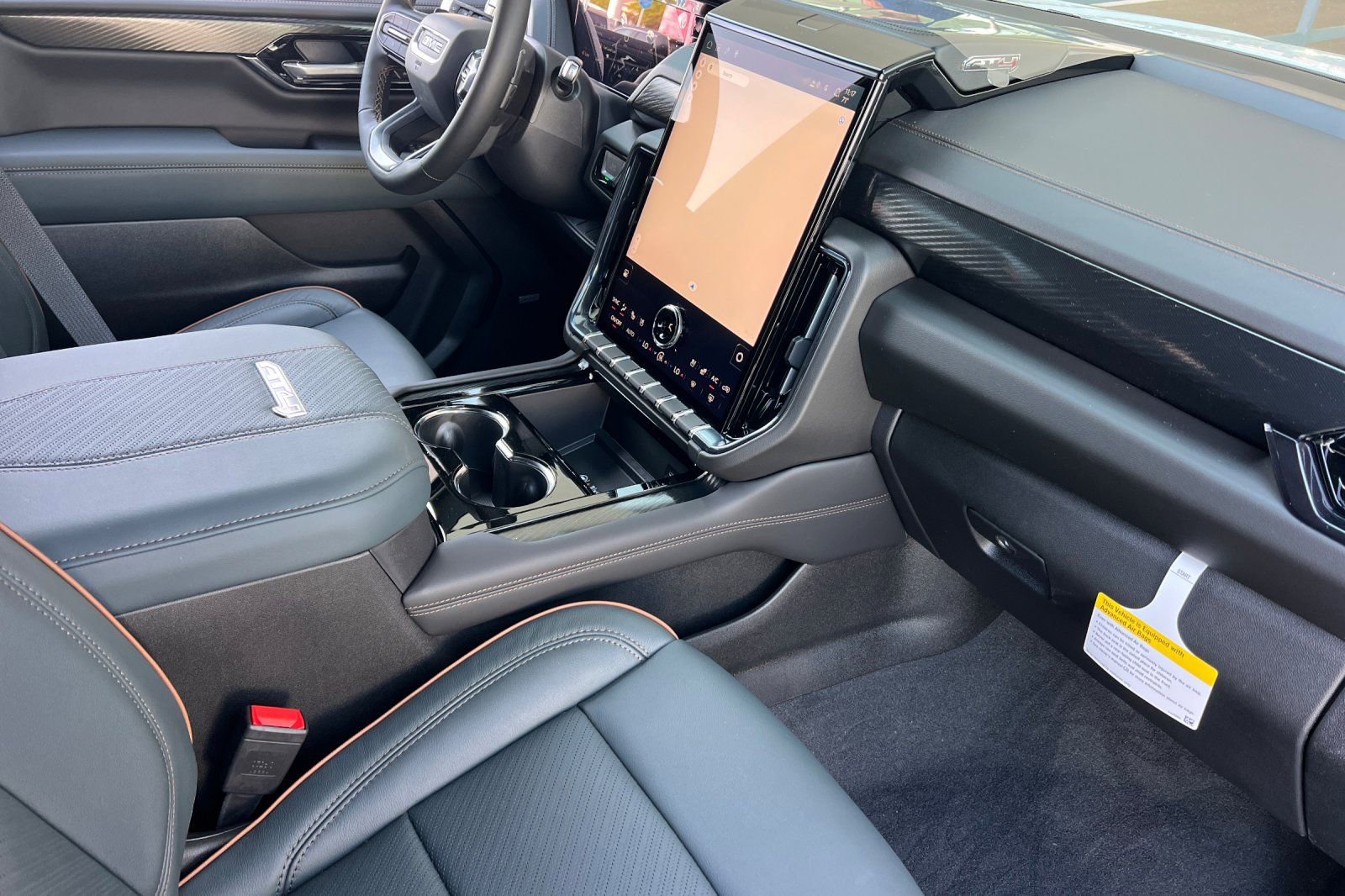 New 2026 GMC Yukon XL AT4 image 15