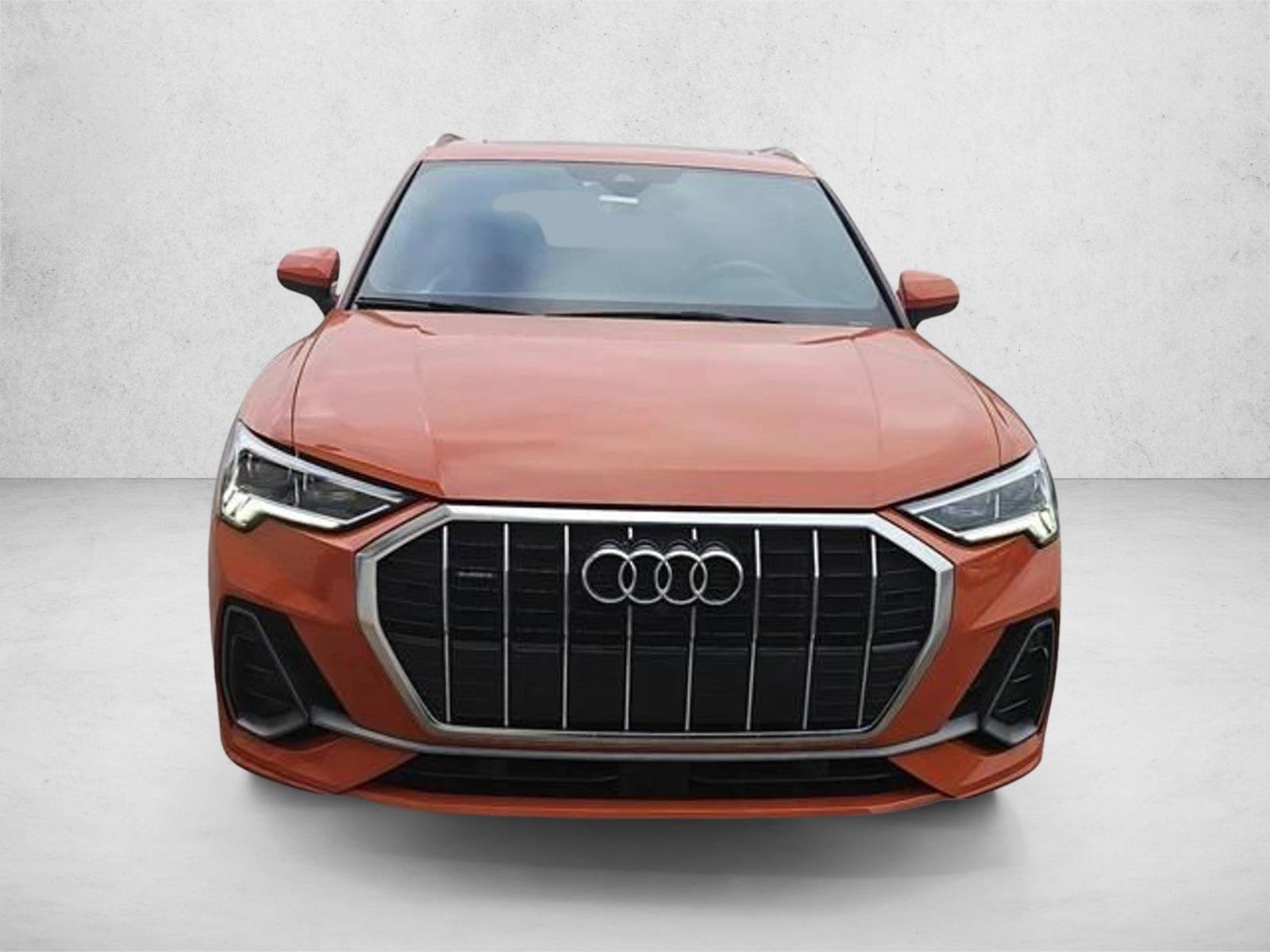 Used 2022 Audi Q3 2.0T Premium Plus w/ Premium Plus Package AWD/4WD image 7