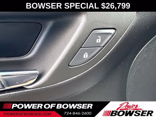 Used 2023 Chevrolet Equinox RS w/ RS Leather Package AWD/4WD image 14
