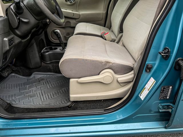 Used 2009 Nissan Cube 1.8 S w/ Interior Designer Pkg FWD image 22