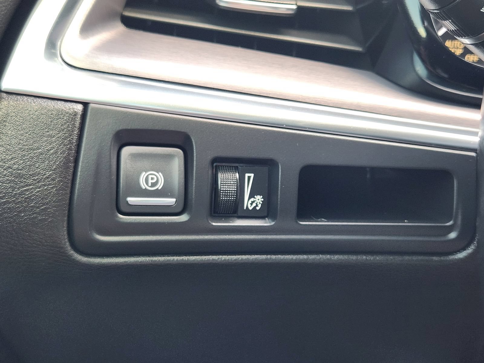 Certified 2020 Cadillac XT5 Luxury FWD image 24