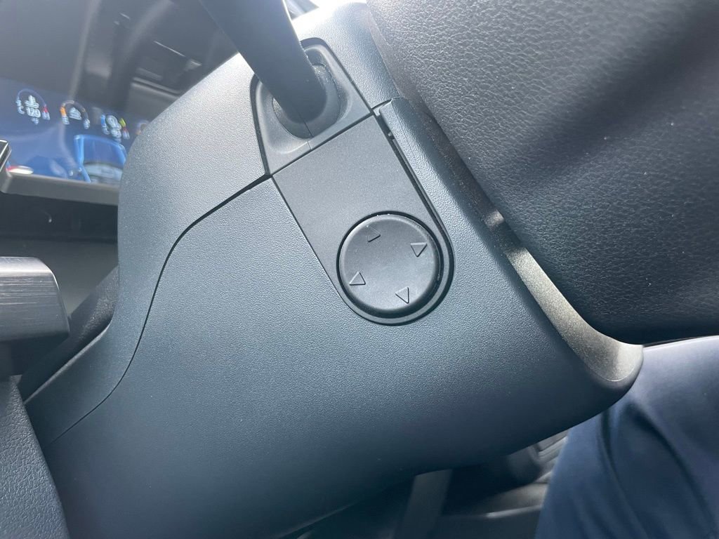 Used 2024 Ford F250 Lariat w/ Lariat Ultimate Package image 47