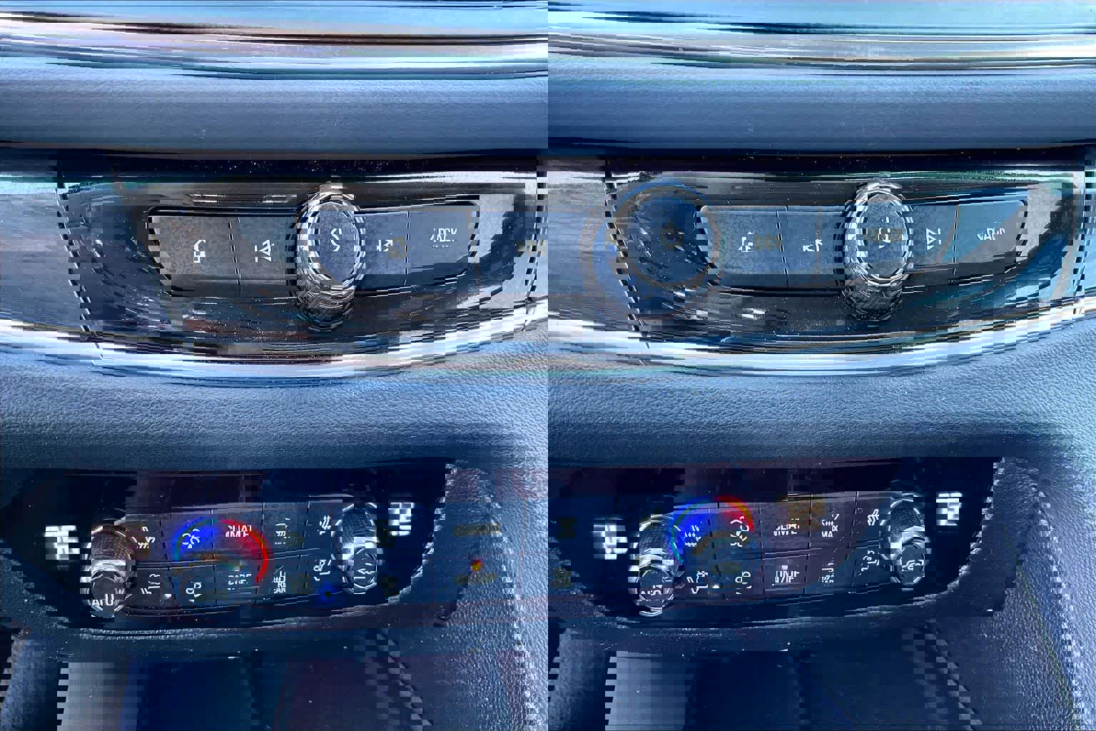 Used 2020 Buick Enclave Premium w/ Trailering Package, 5000 lbs. image 32