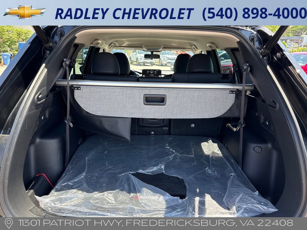 Used 2023 Mitsubishi Outlander SE AWD/4WD image 15