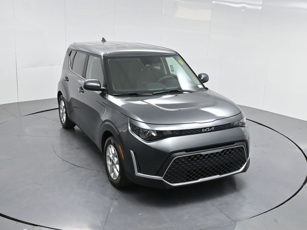 Used 2023 Kia Soul LX w/ LX Technology Package image 47