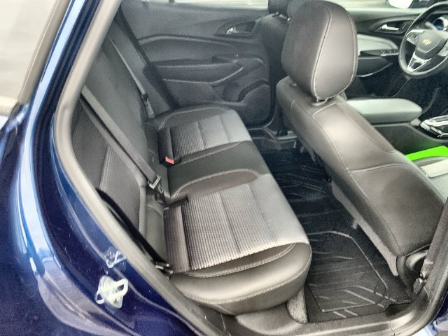Used 2024 Chevrolet Trax LT w/ Driver Confidence Package FWD image 24