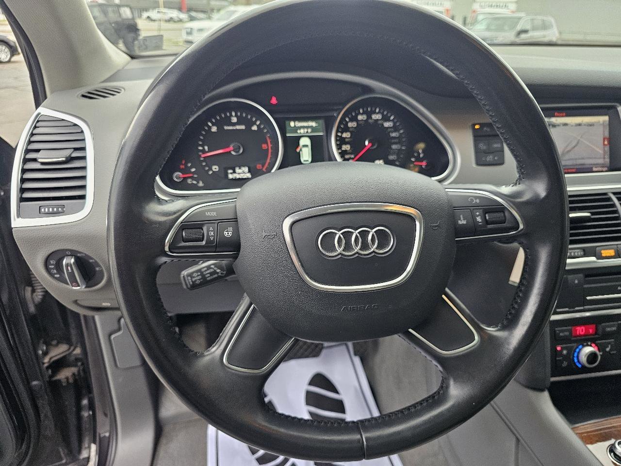Used 2013 Audi Q7 TDI Premium Plus w/ Warm Weather Pkg image 27