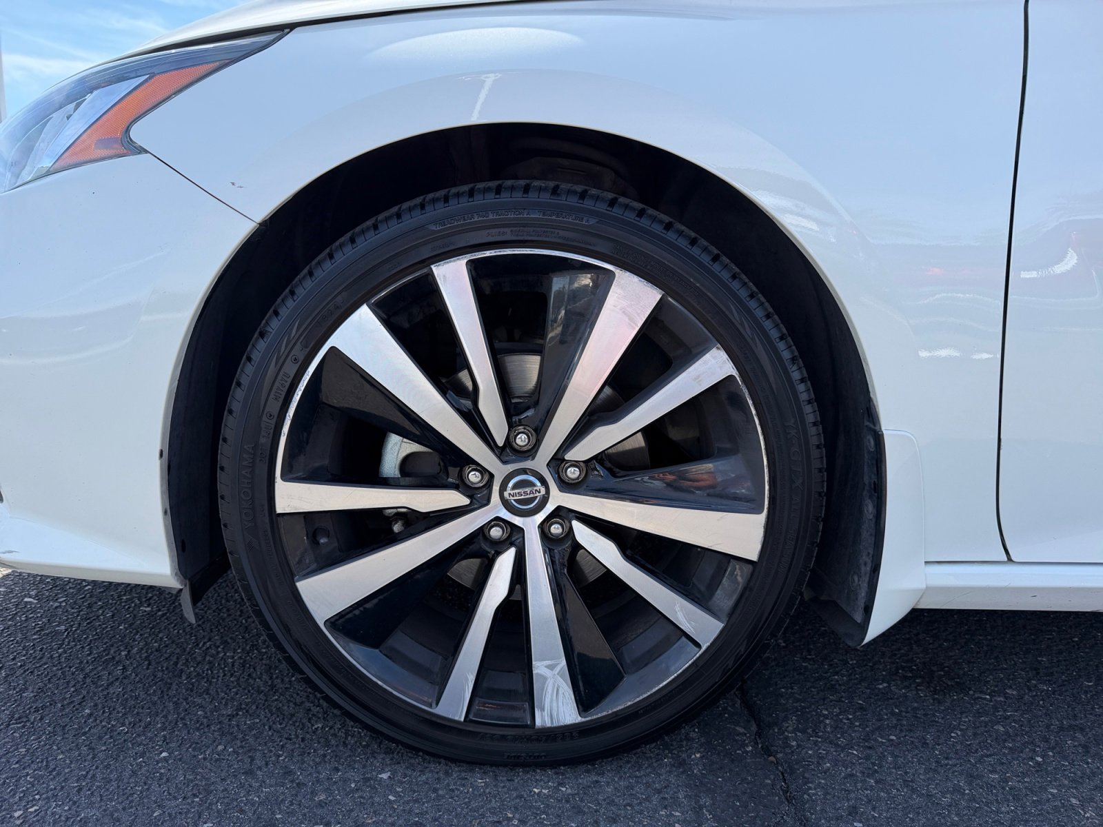 Used 2019 Nissan Altima 2.5 SR w/ SR Premium Package image 24