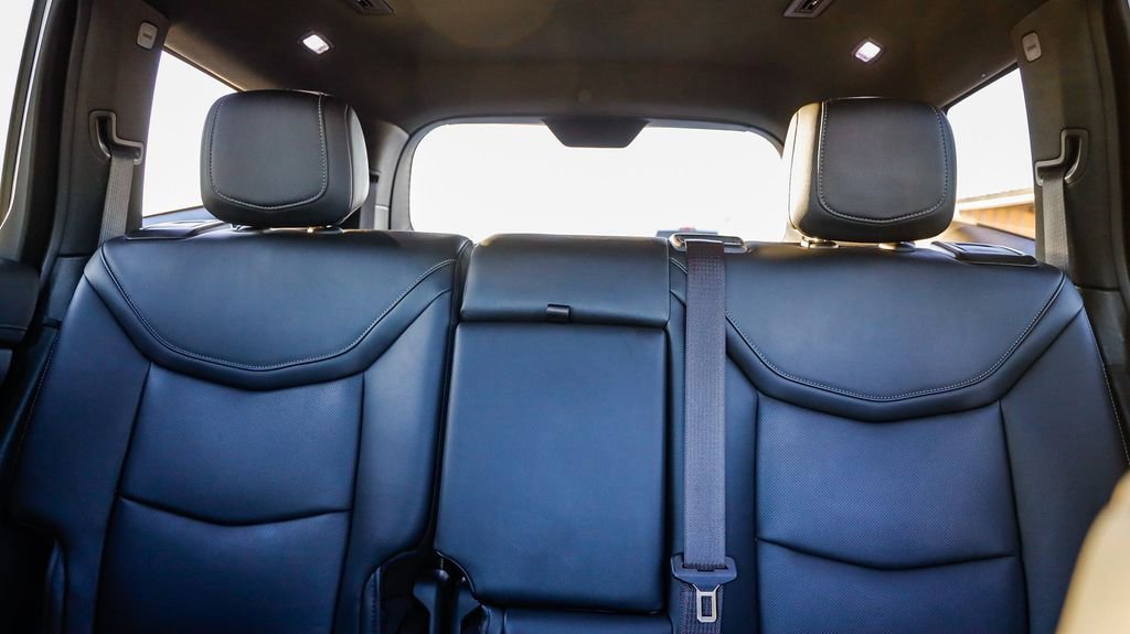 Used 2023 Cadillac XT6 Premium Luxury image 28