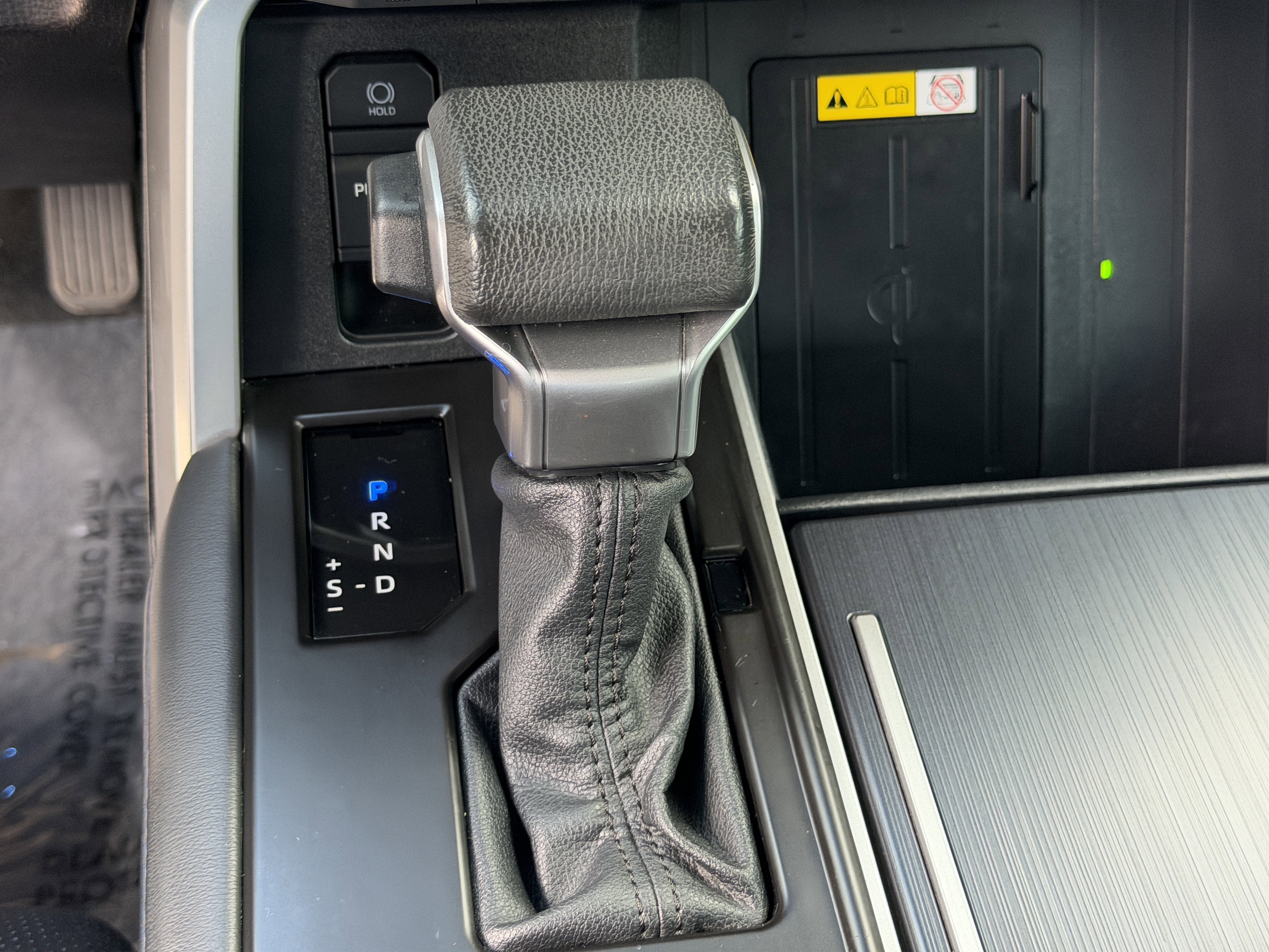 Used 2023 Toyota Tundra Platinum image 27